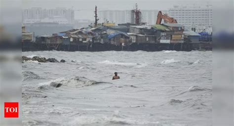Super Typhoon Noru slams into Philippines as .